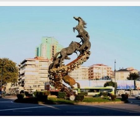 Plaza De Espana Sol 비고 외부 사진